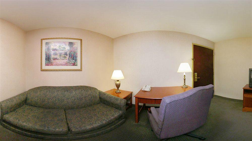 Quality Suites Pineville - Charlotte Kültér fotó